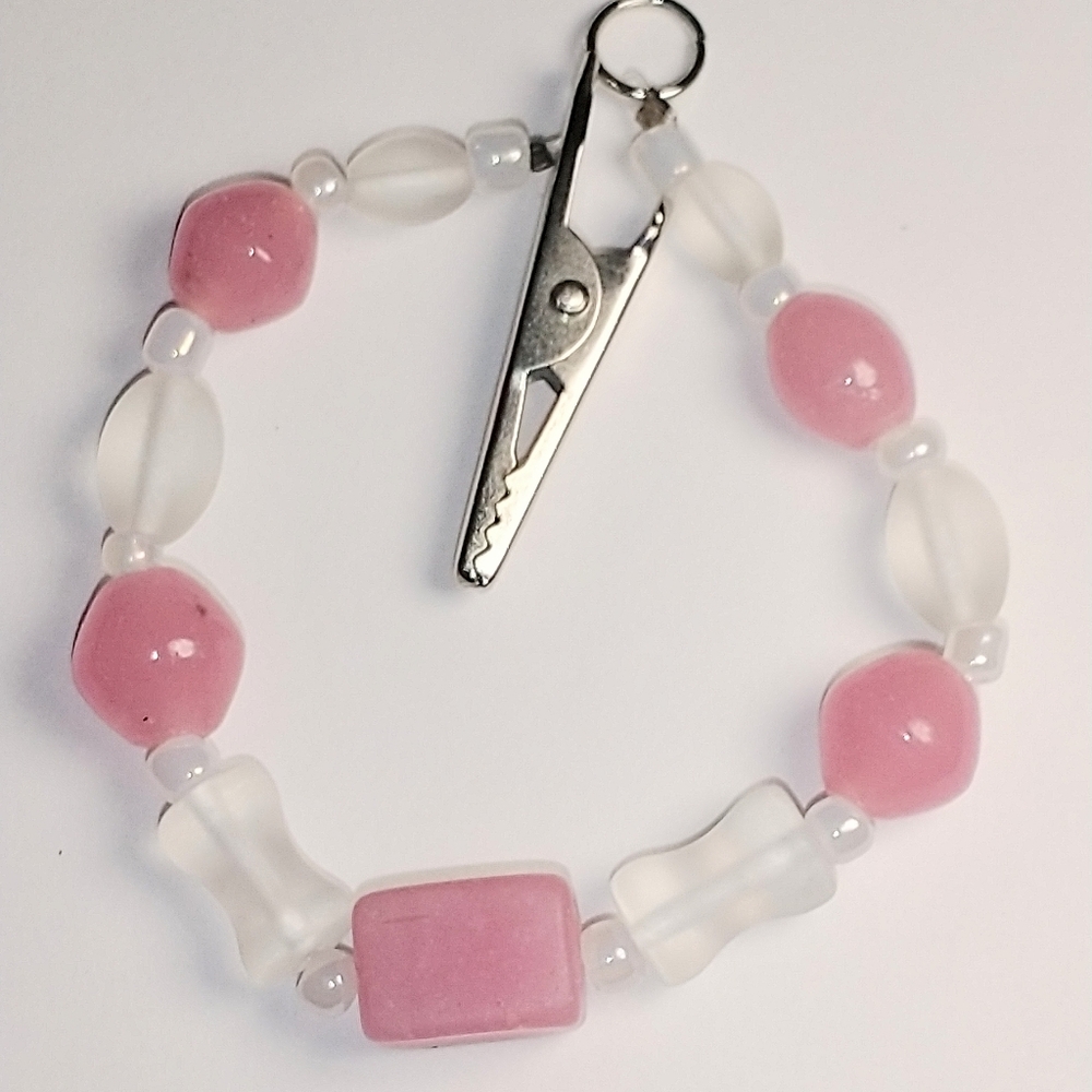 Alligator clip bracelet